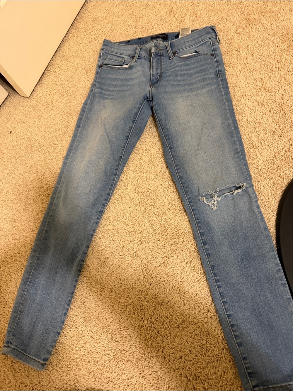 Banana Republic Light Blue Skinny Jeans with Knee Rip
